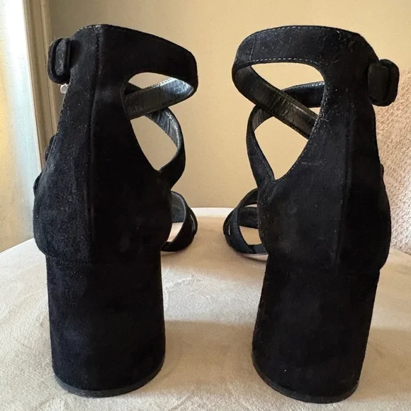 Prada Women's Black Suede Heels - Picture 5 of 8